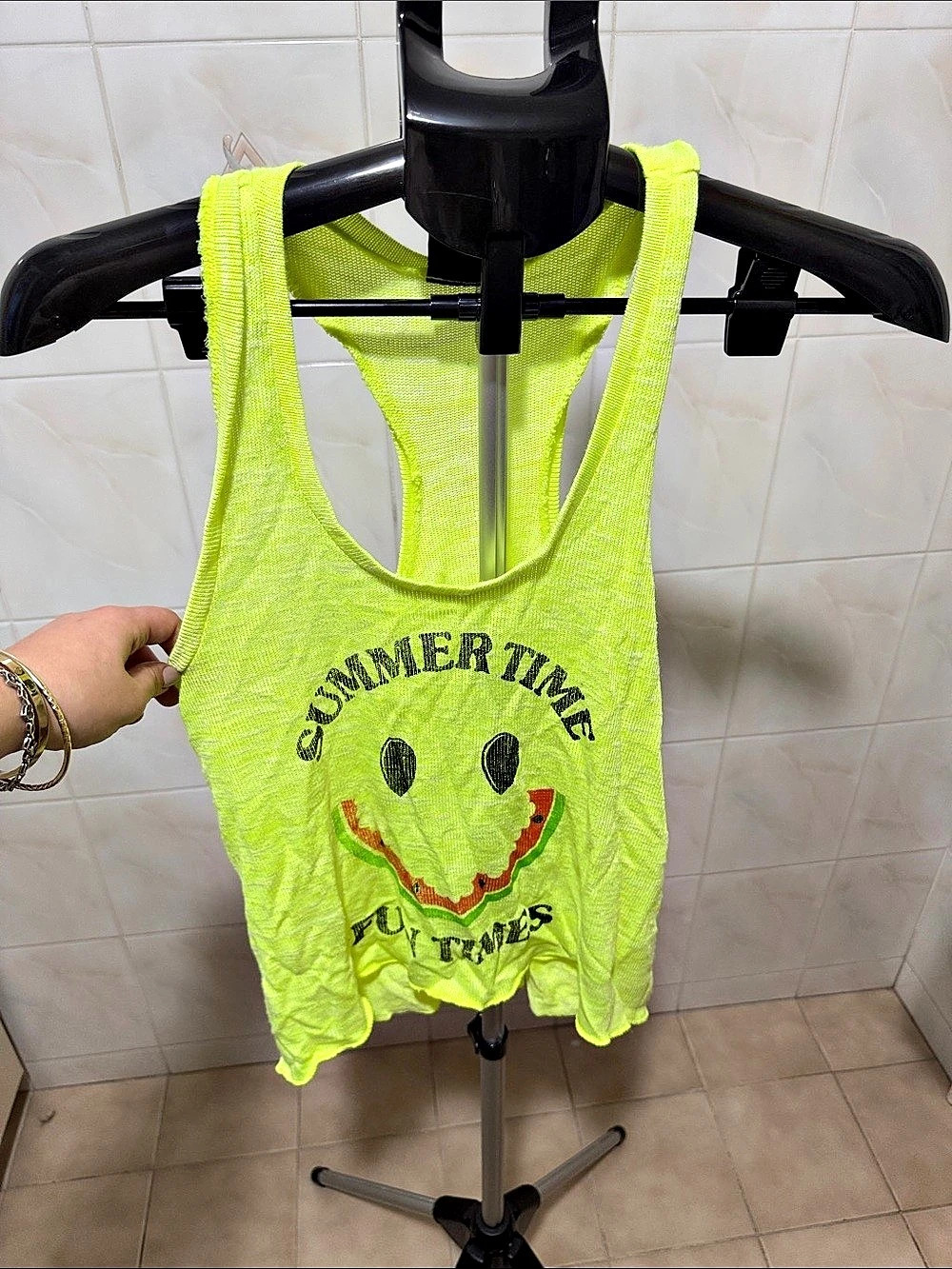 Stranded Graphic Tank Top in Green Size Medium
